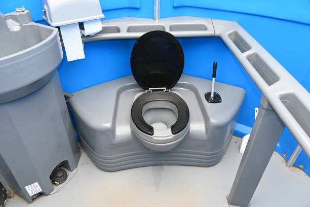 Best Luxury portable toilet rental  in Seneca, IL